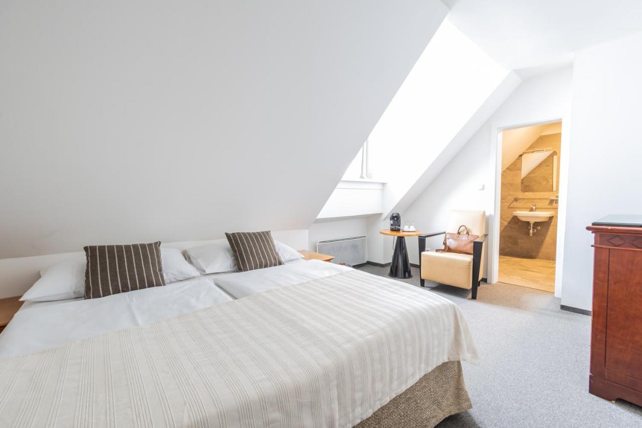Hotel Petrovy Kameny Karlova Studánka Eksteriør billede