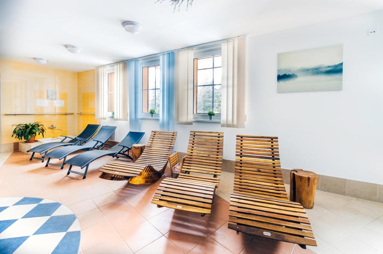 Hotel Petrovy Kameny Karlova Studánka Eksteriør billede