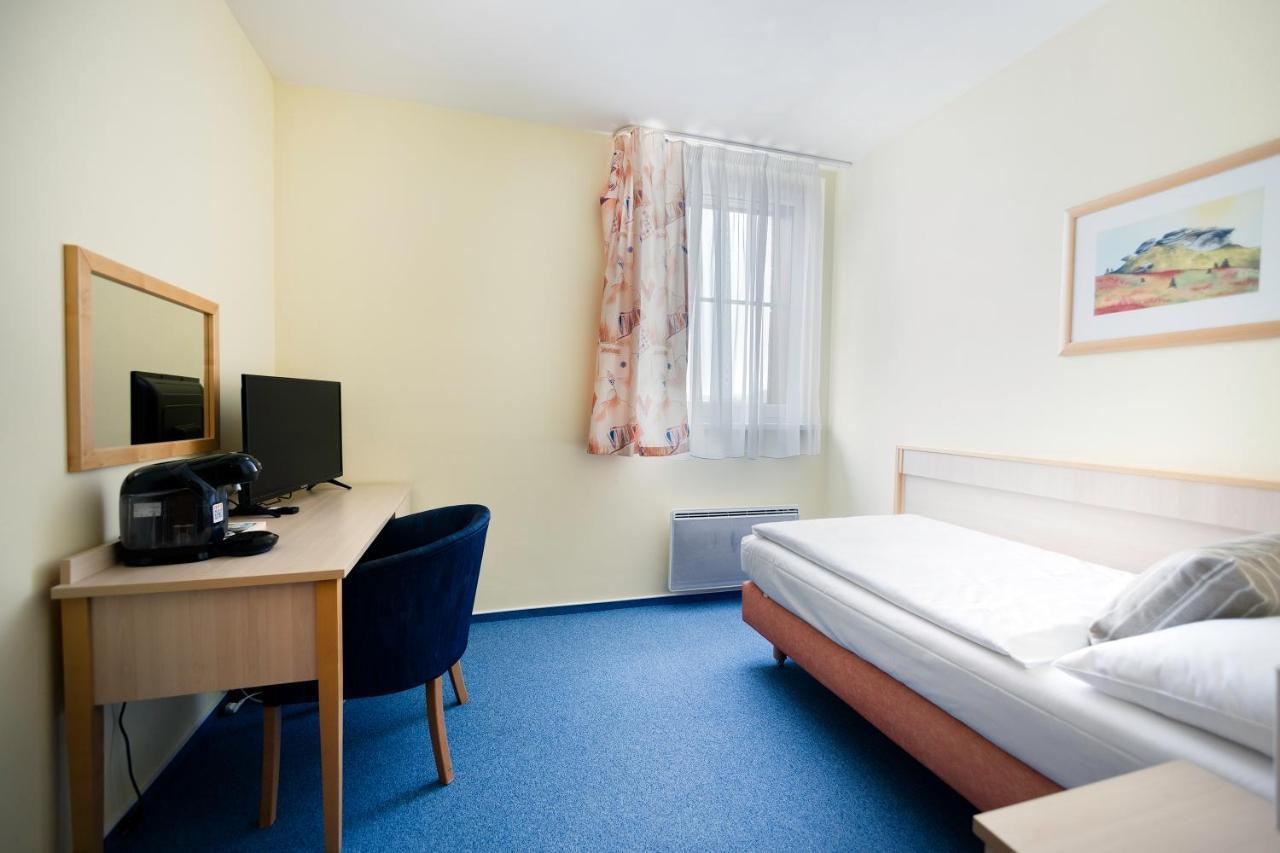 Hotel Petrovy Kameny Karlova Studánka Eksteriør billede